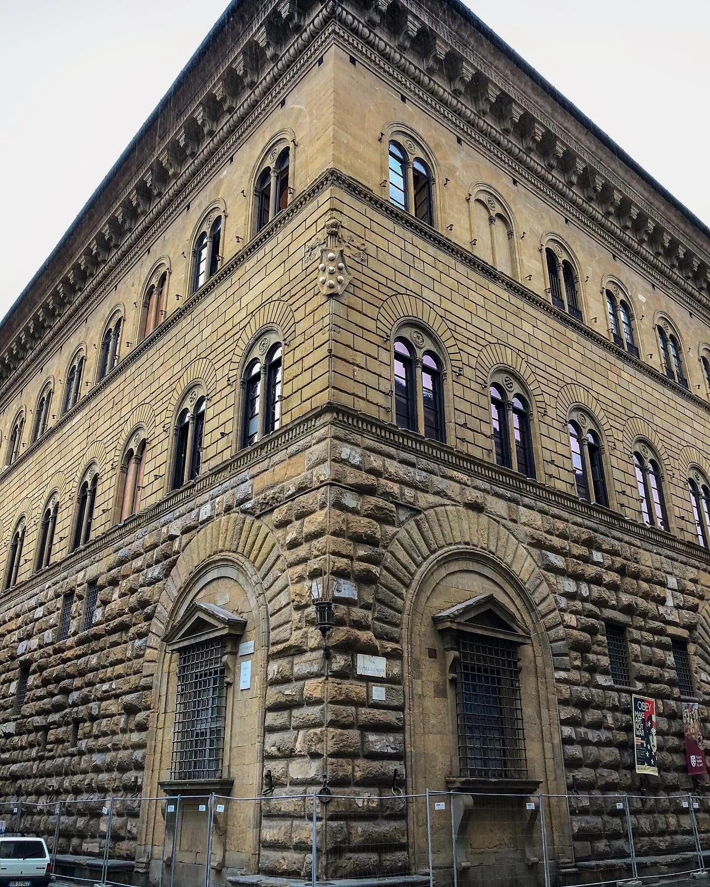 @ @ Riccardi-Medici Palace_facade_Florence.jpg