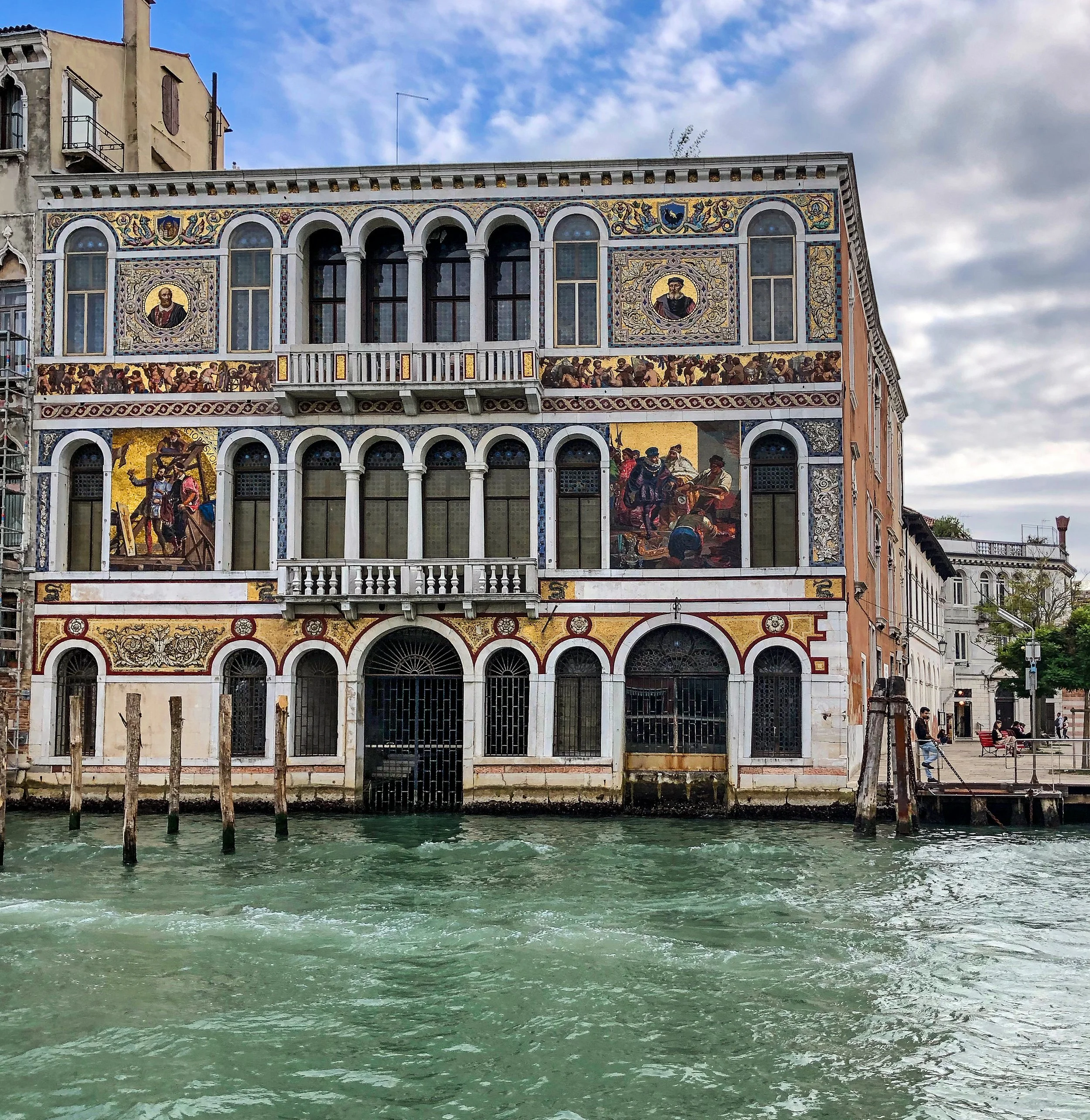 Built on the Grand Canal in Venice during the 16th century, the Palazzo Barbarigo was adorned two centuries later with mosaics and Murano glass. During the early 20th century, the building served as the headquarters for a glass company. 