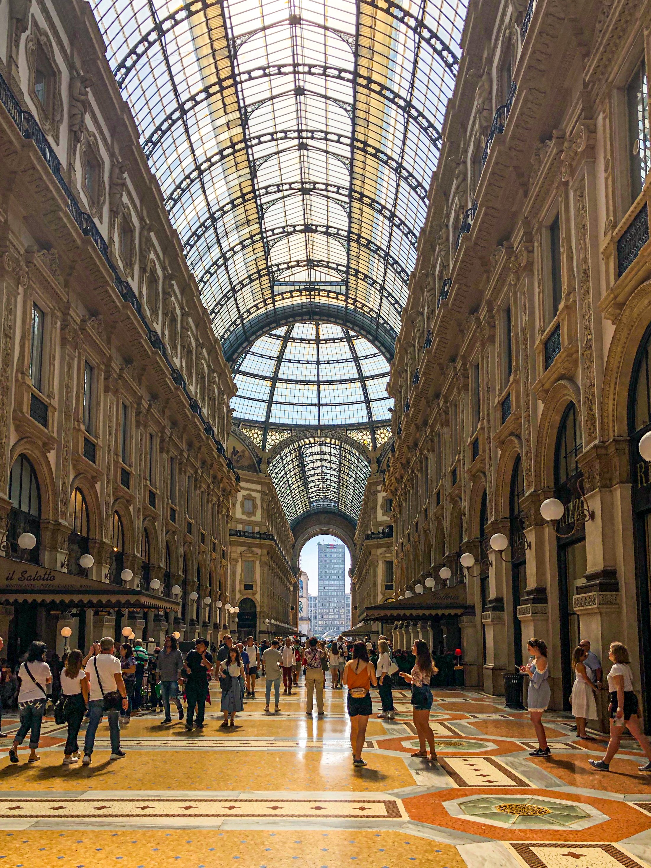 @ @ @ Galleria Vittorio Emanuele II_floor view_Milan_.jpg