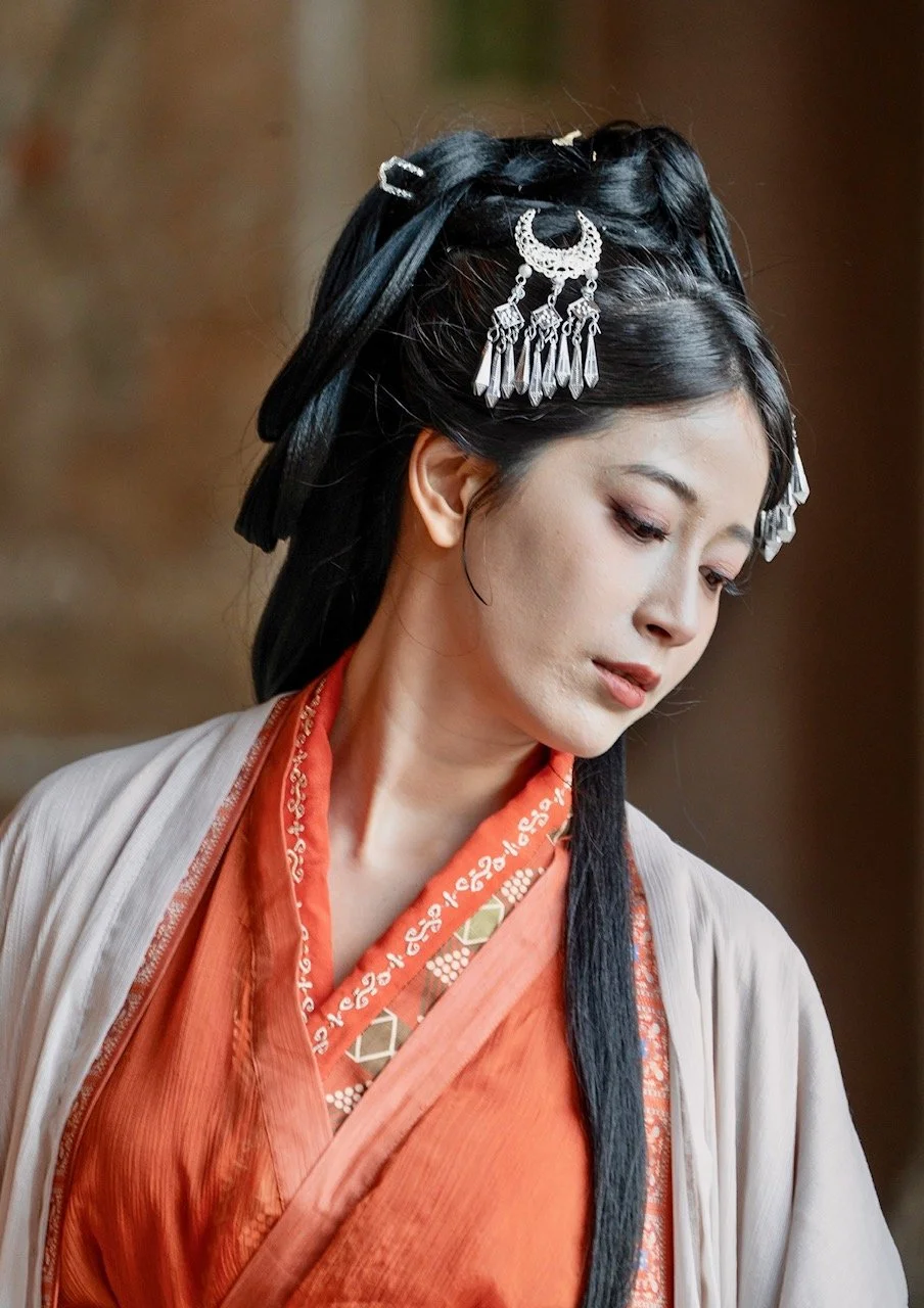  A woman dressed as a geisha at Bethesda Arcade in Central Park.&nbsp; 