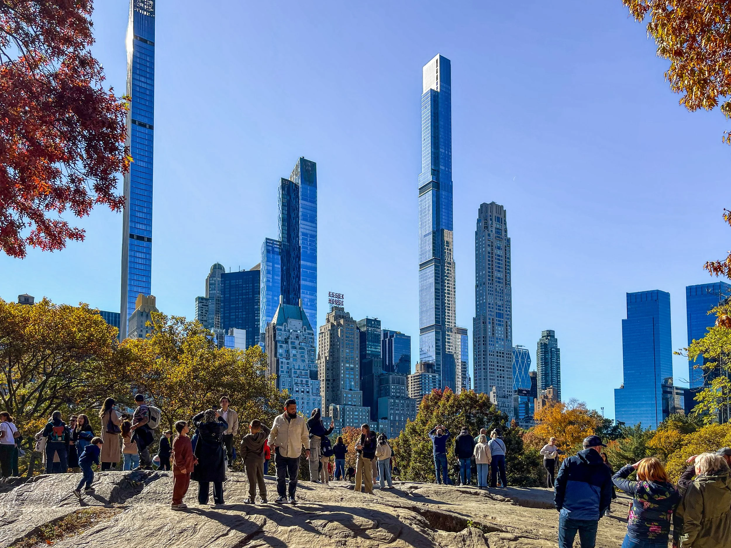  A view of the Central Park South skyline from Cat Rock.    (Photo/Words: © Joseph Kellard/ kellardmedia.com ) 