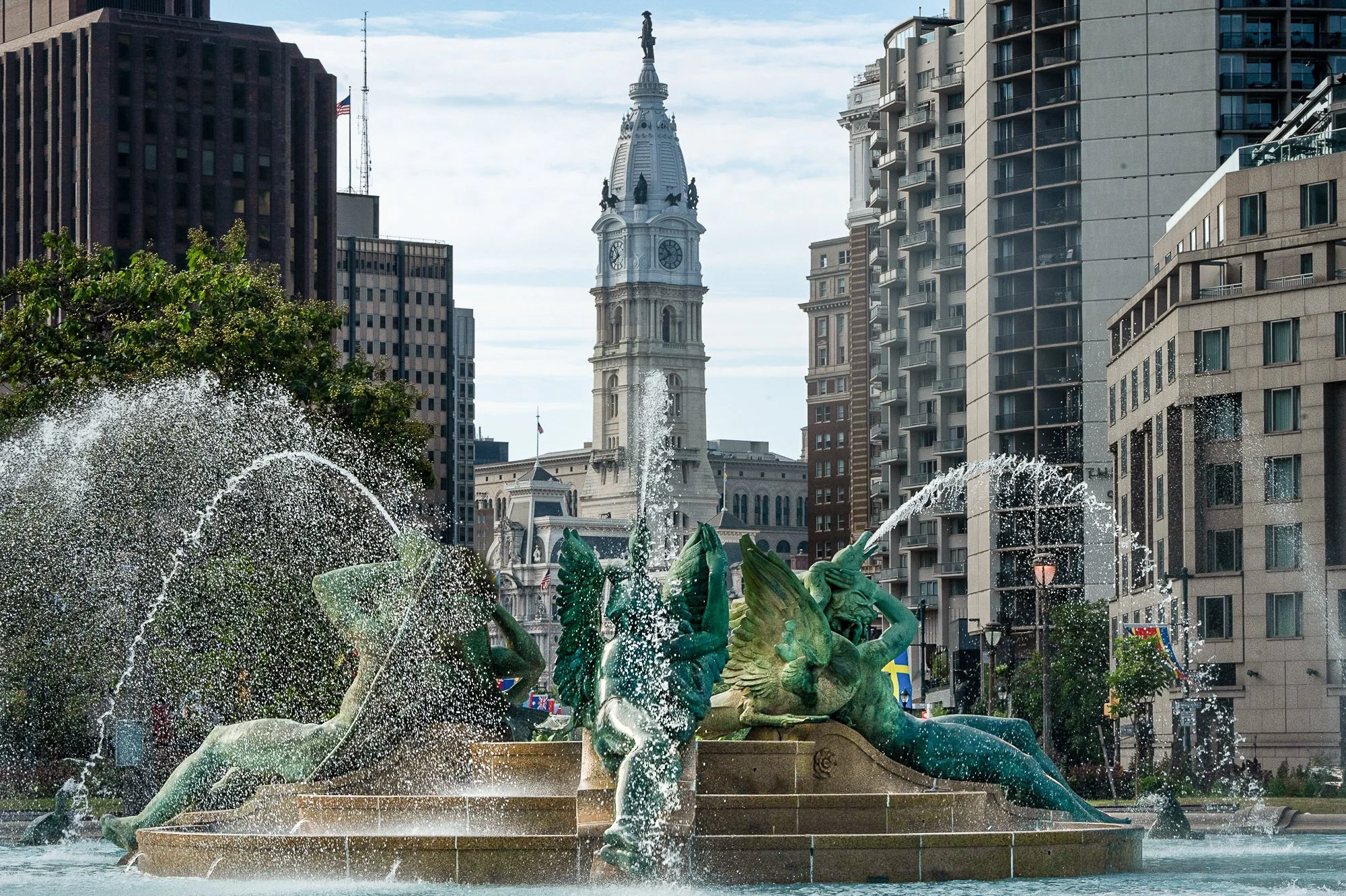 Spontaneous Splendor: How Swann Fountain Hijacked My Philadelphia Itinerary