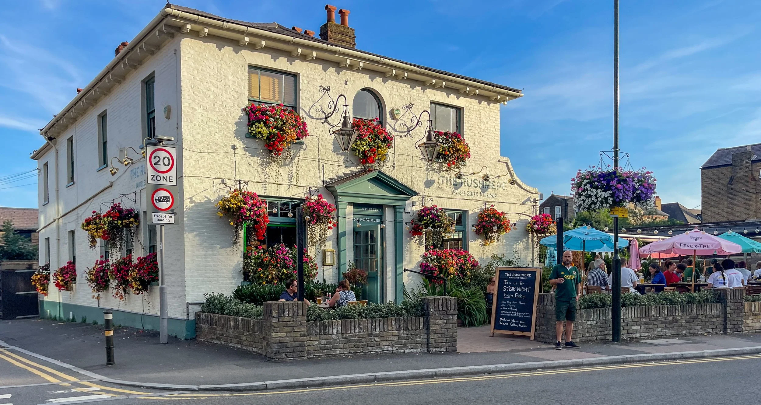 @ @ Rushmere tavern_Ridgeway_Wimbledon_Photo Joseph Kellard.jpg