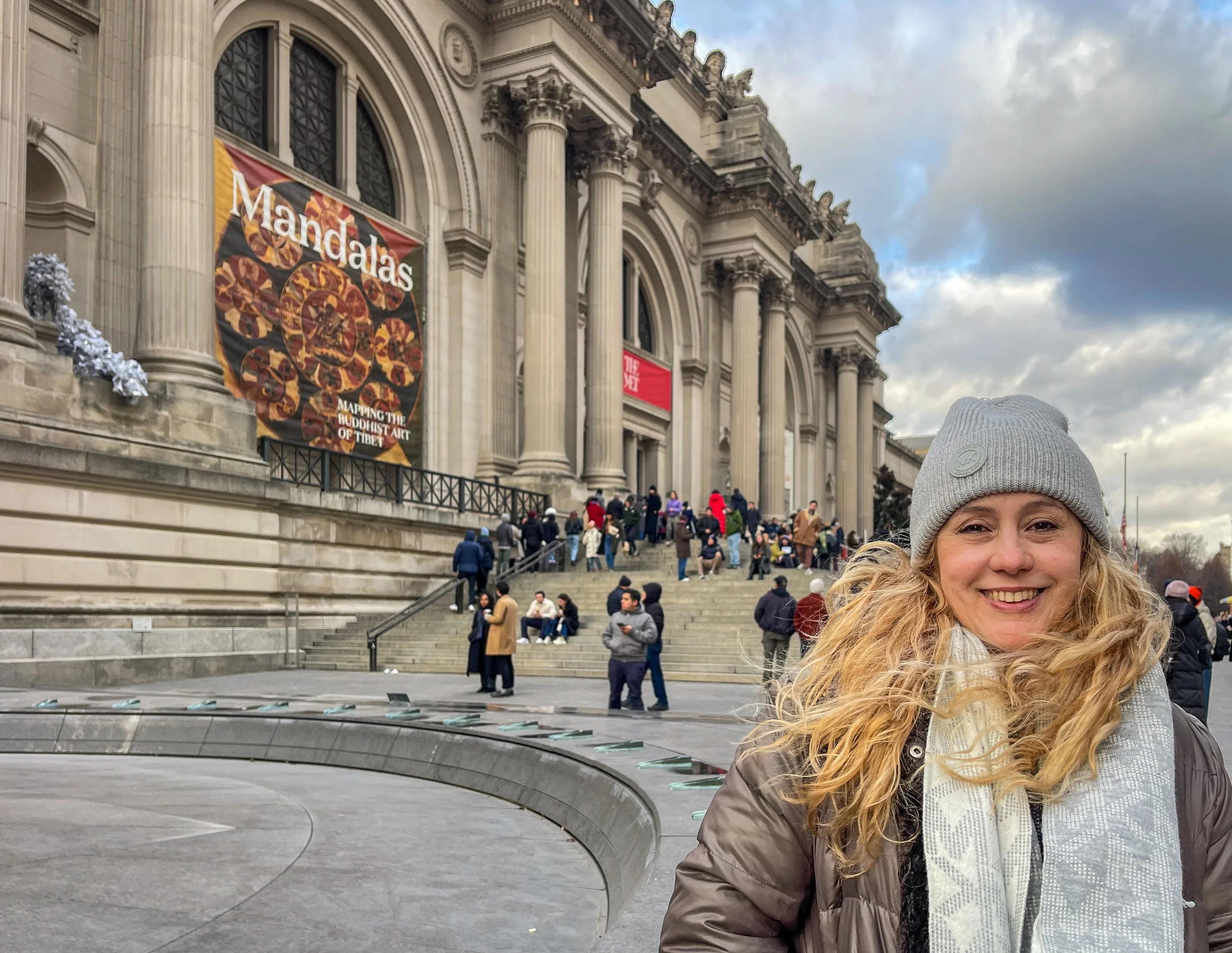 @ Astrid_Metropolitan Museum of Art facade.jpg