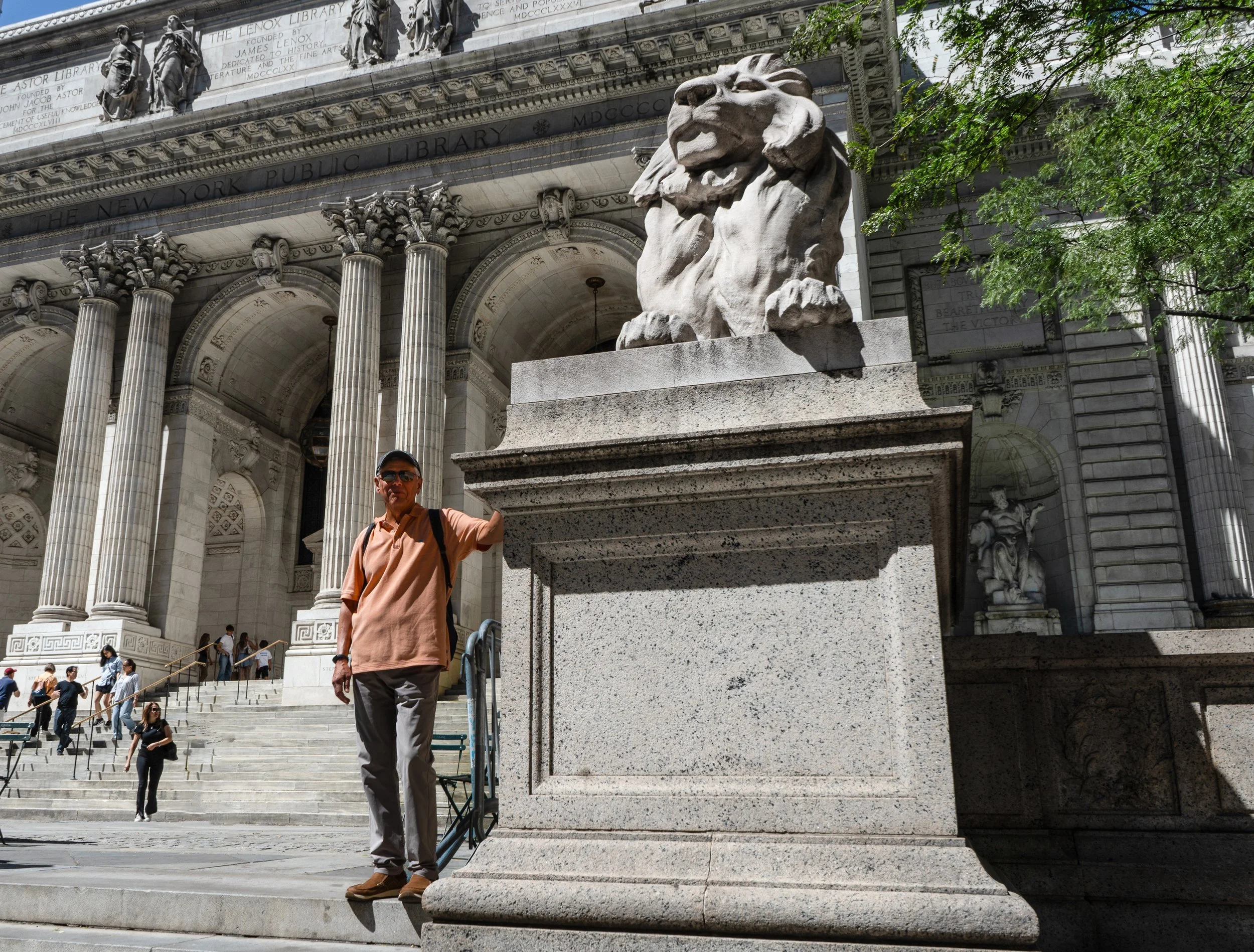 @ Man_New York Public Library.jpg