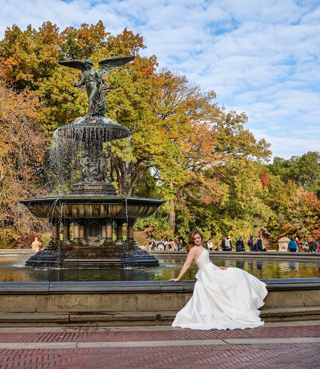 @ Bride Model-Bethesda  Fountain_Central Park8.jpg