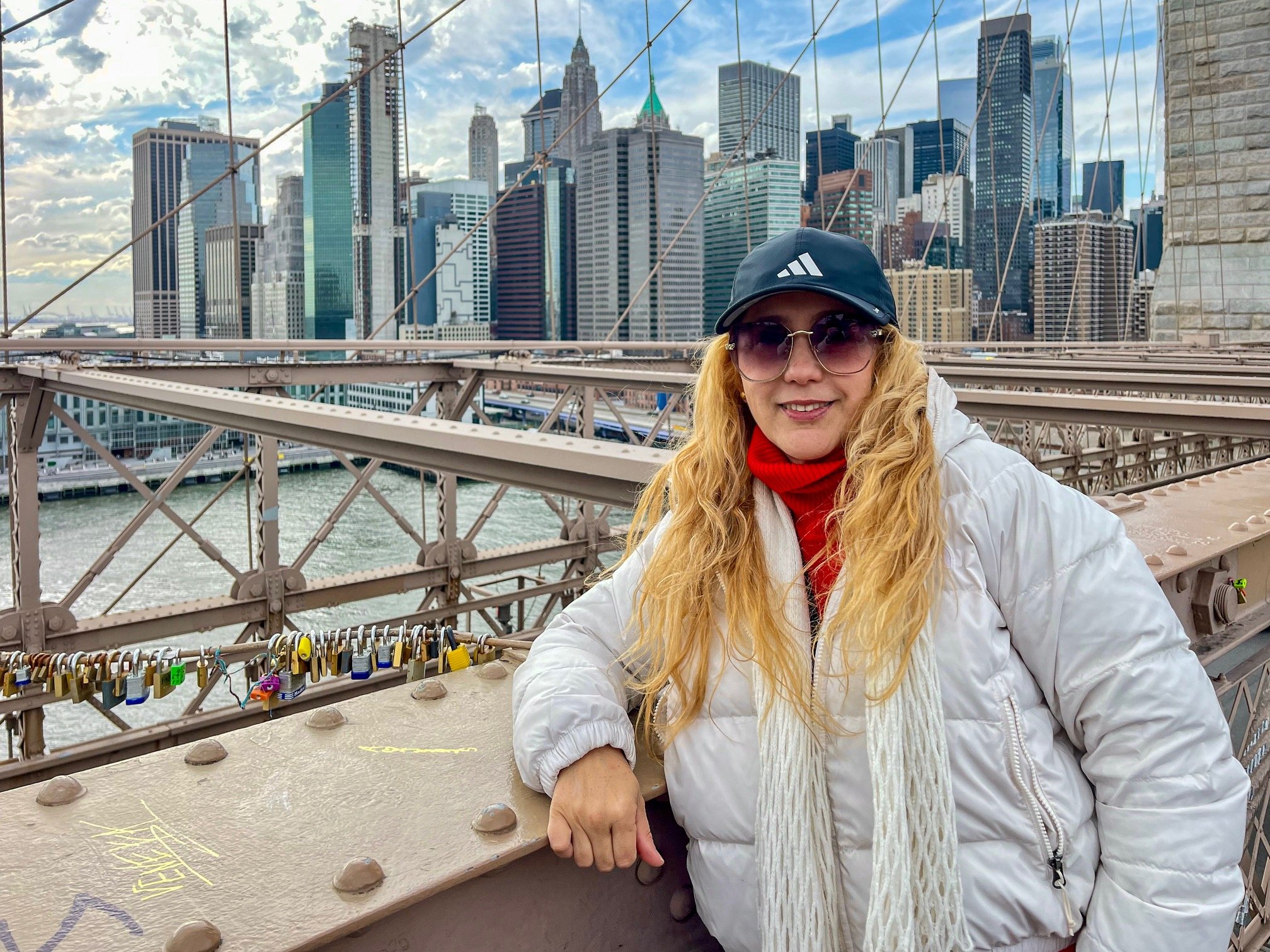 @ Astrid_Lower Manhattan skyline_Brooklyn Bridge.jpg