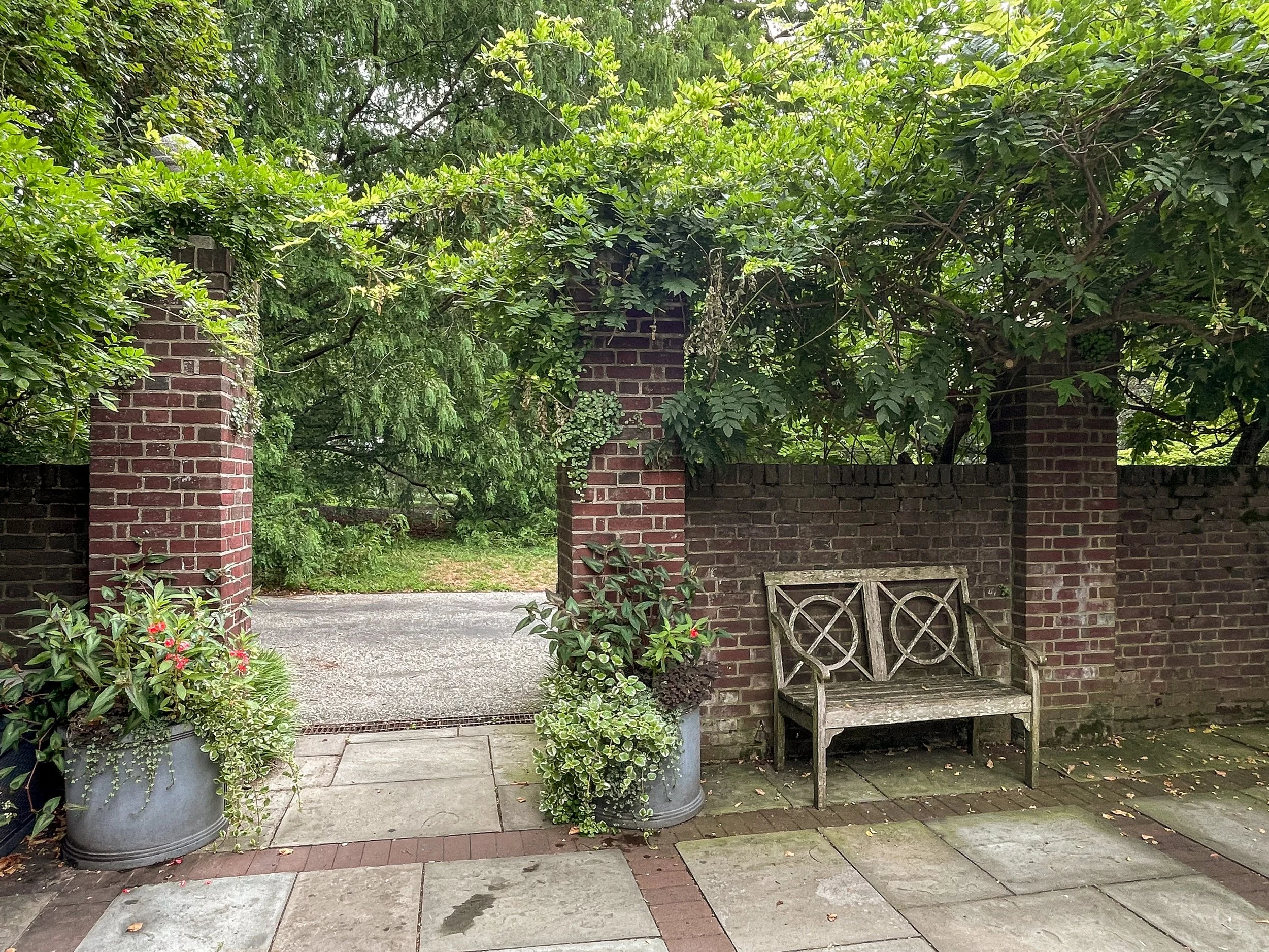 @ Glyndor Terrace_court.jpg