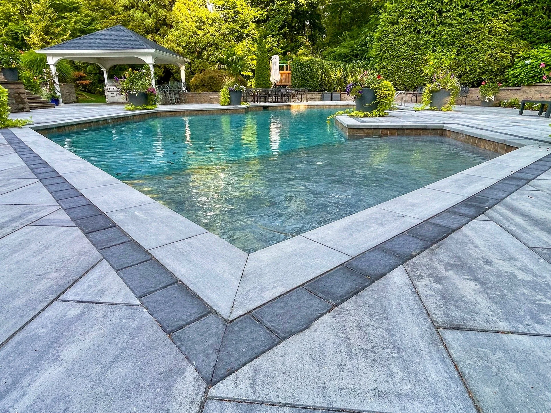 @ @ Pool corners__Photo Joseph Kellard_.jpg