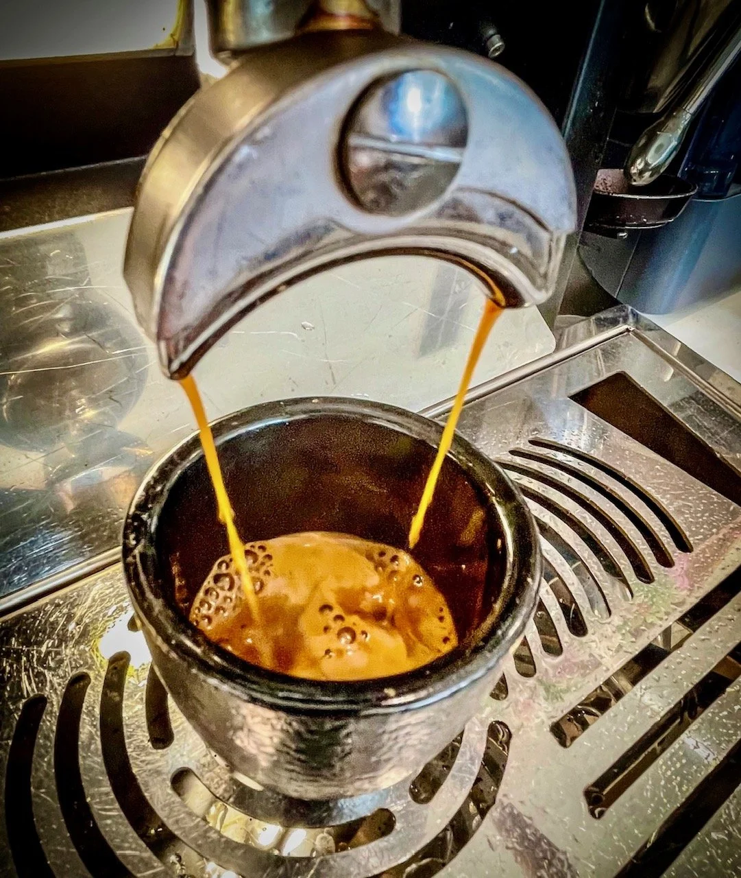@ @ Espresso pouring_Photo Joseph Kellard.jpg