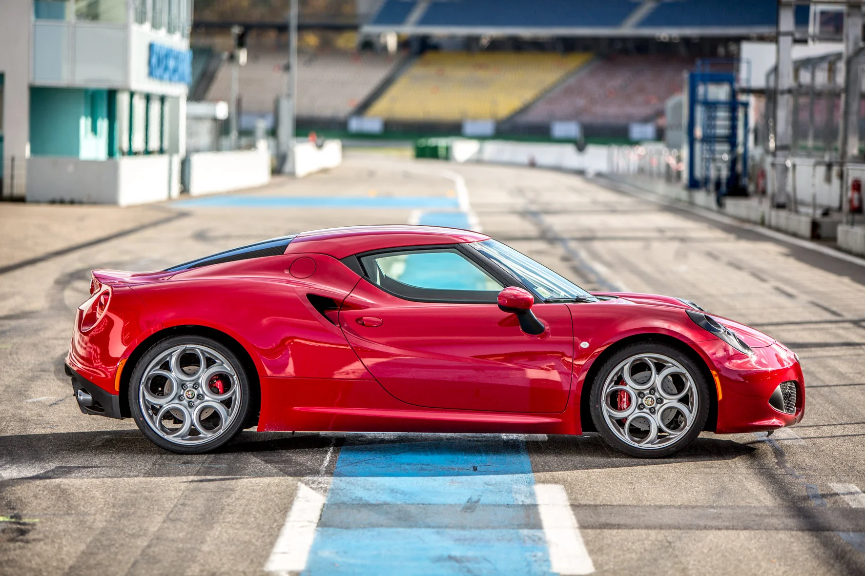 AlfaRomeo4c-9914.jpg