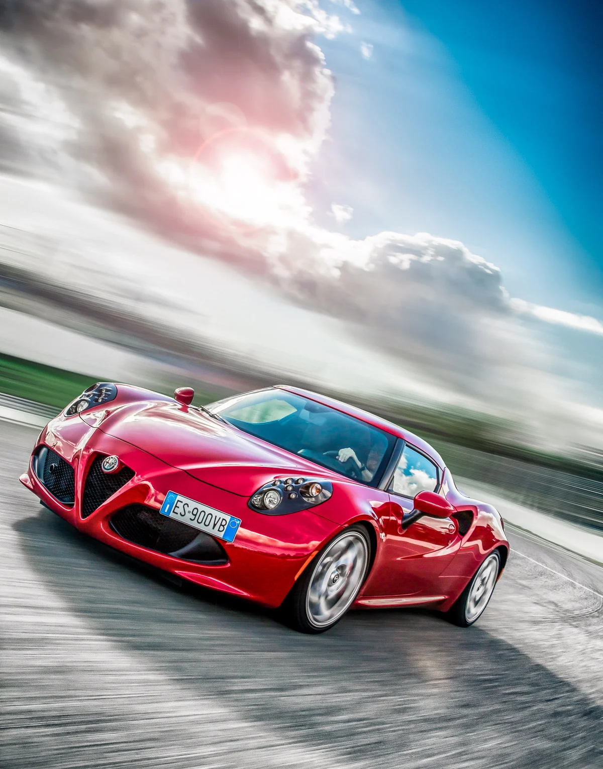AlfaRomeo4c-1103-2-2.jpg