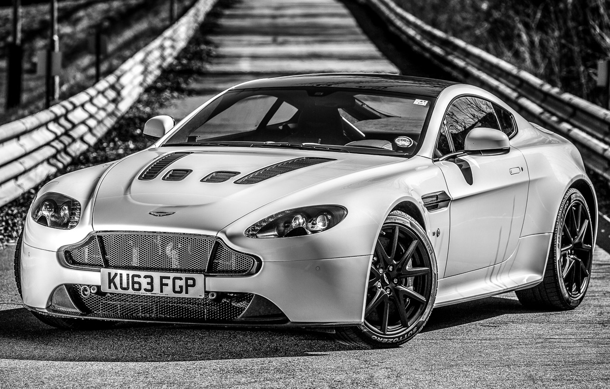 Aston_Martin-0057.jpg