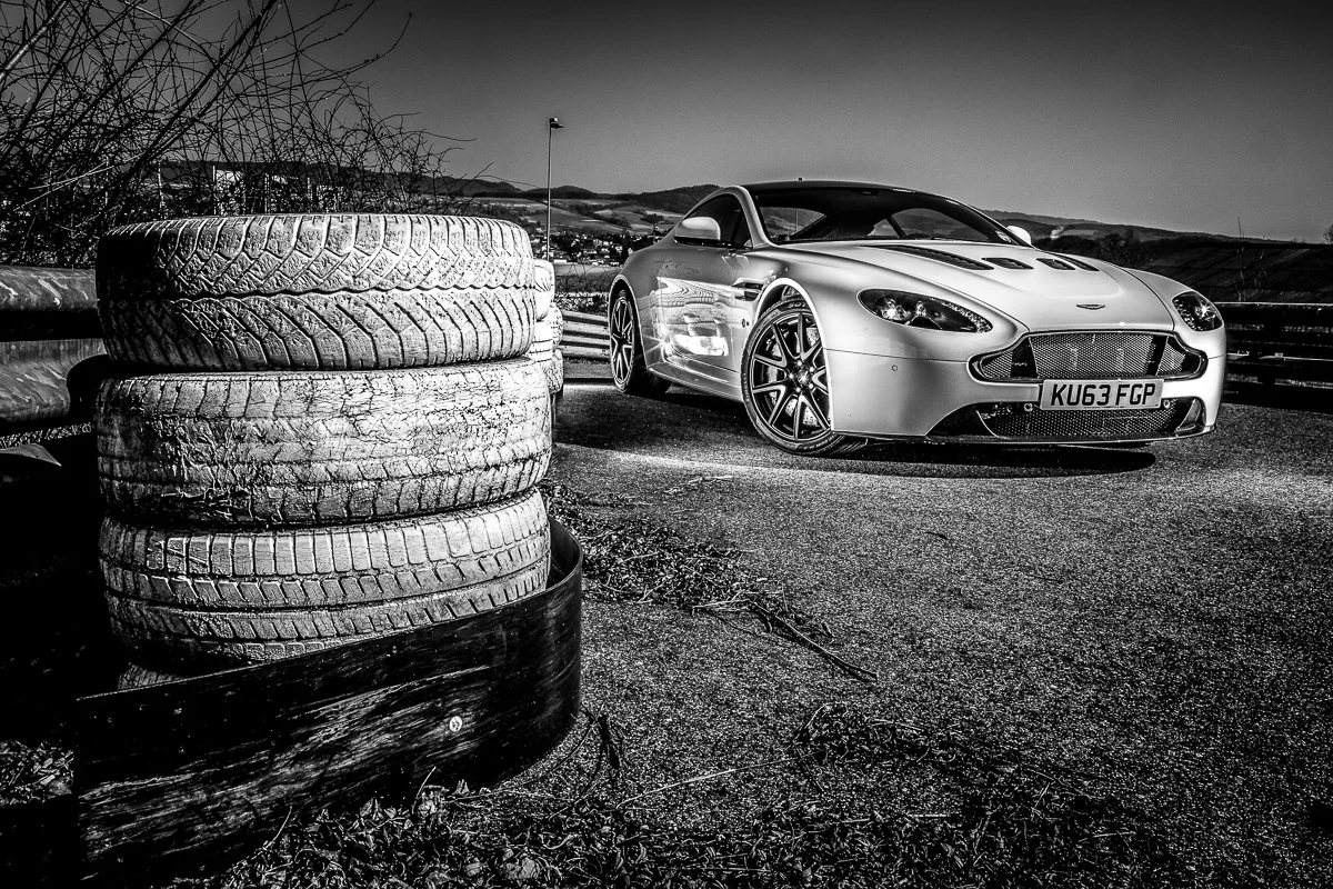 Aston_Martin-9964.jpg
