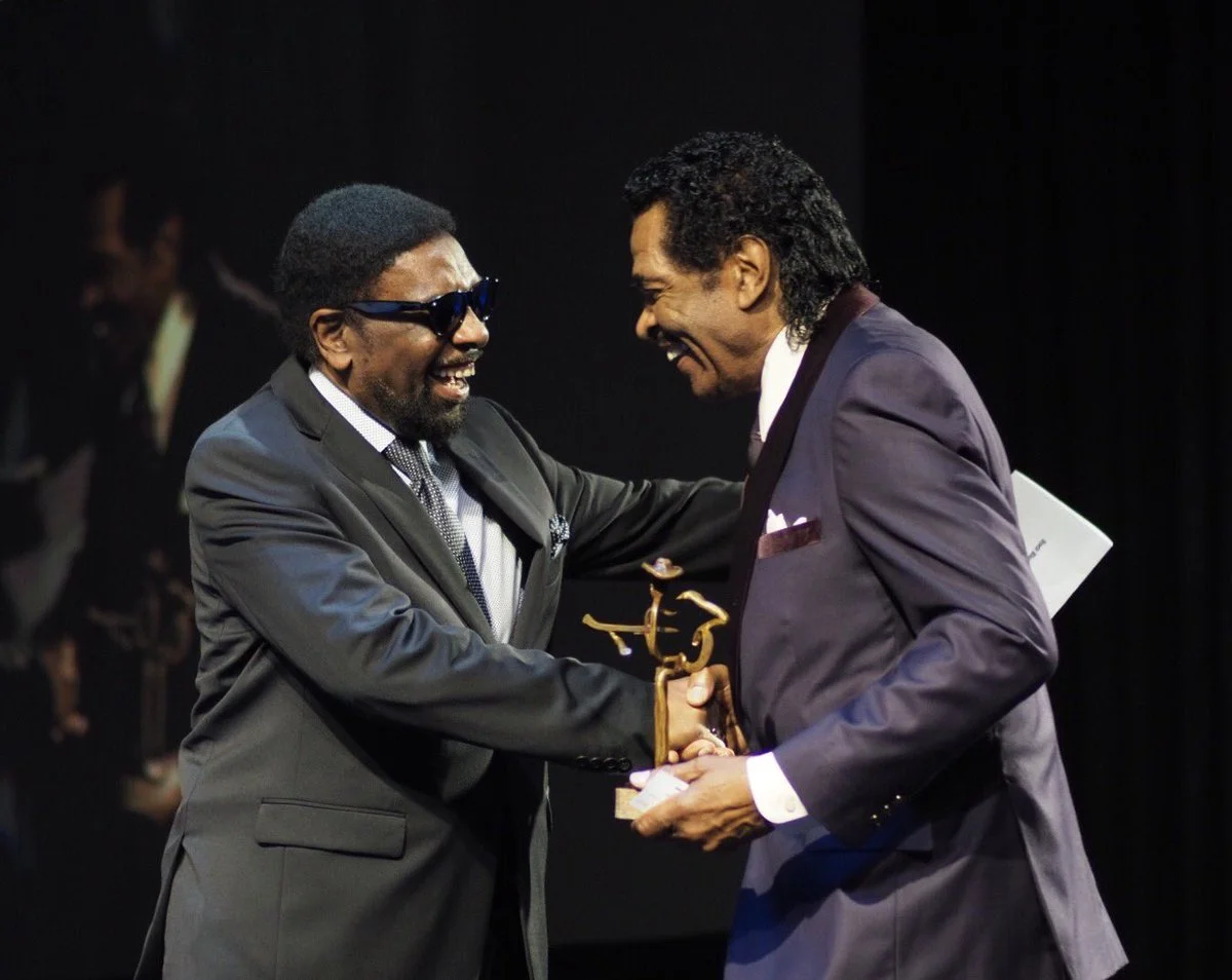 William Bell presents Bobby Rush with the Blues Award for Historical Album.