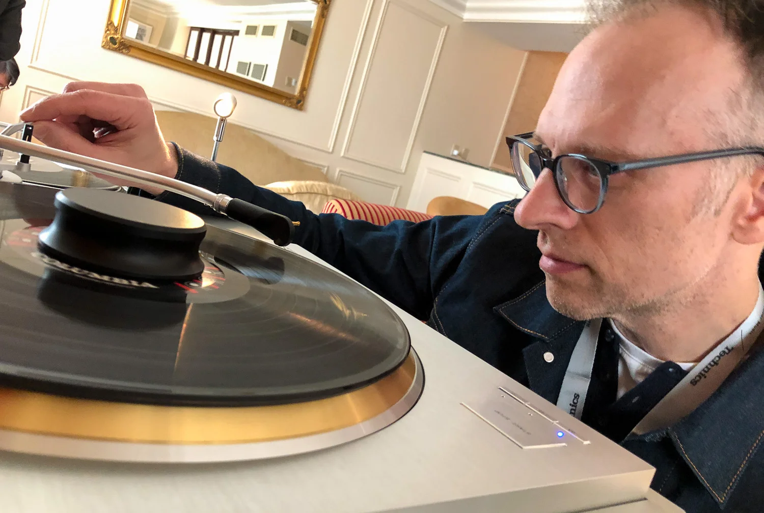 Michael Graves checking out the SL-1000R