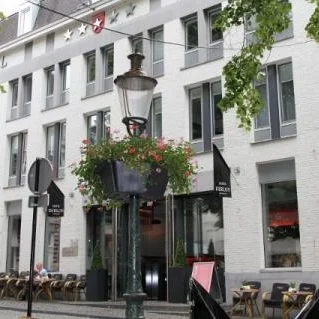 Hotel Derlon, MaastrichtPrices +/- € 250,- per night