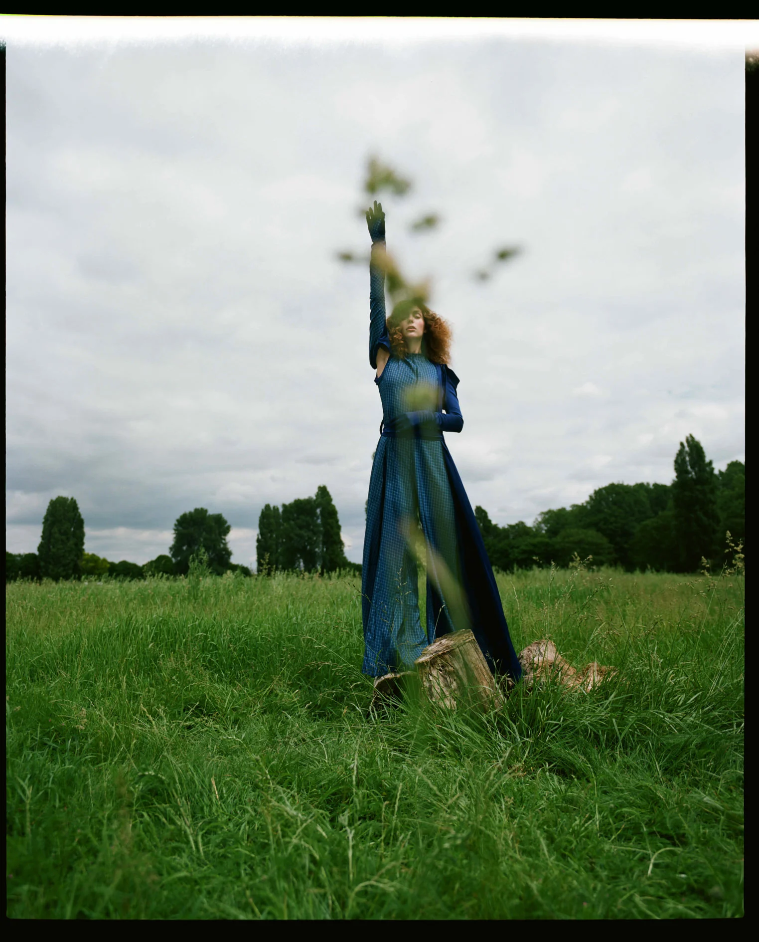 amelia_grass Kopie.jpg