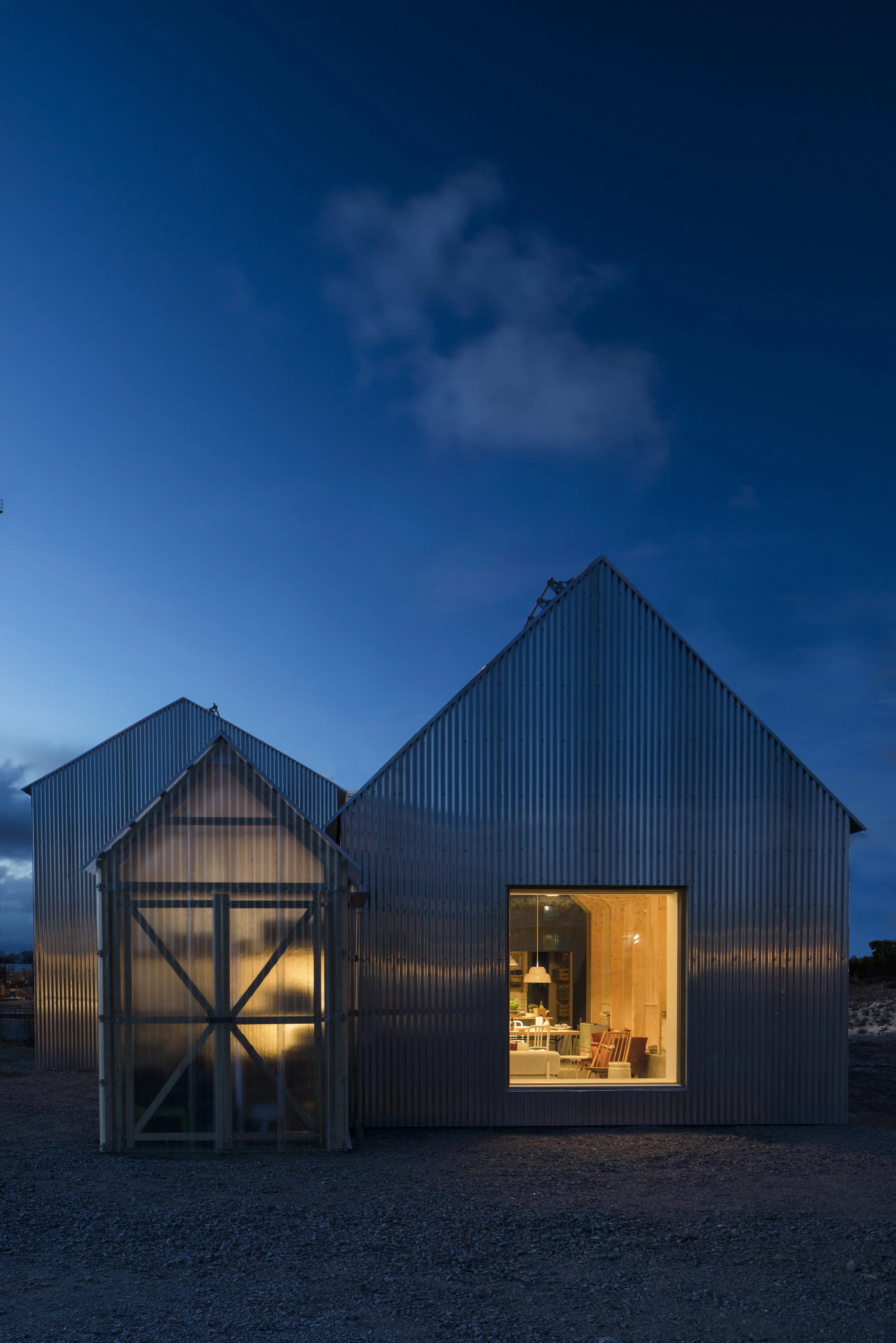 F003_House for Mother