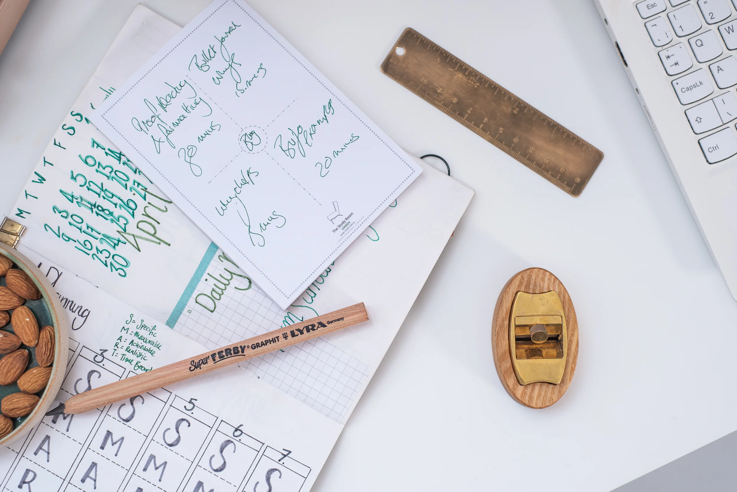 StudyRoom_Lifestyle Shots (34 of 45).jpg