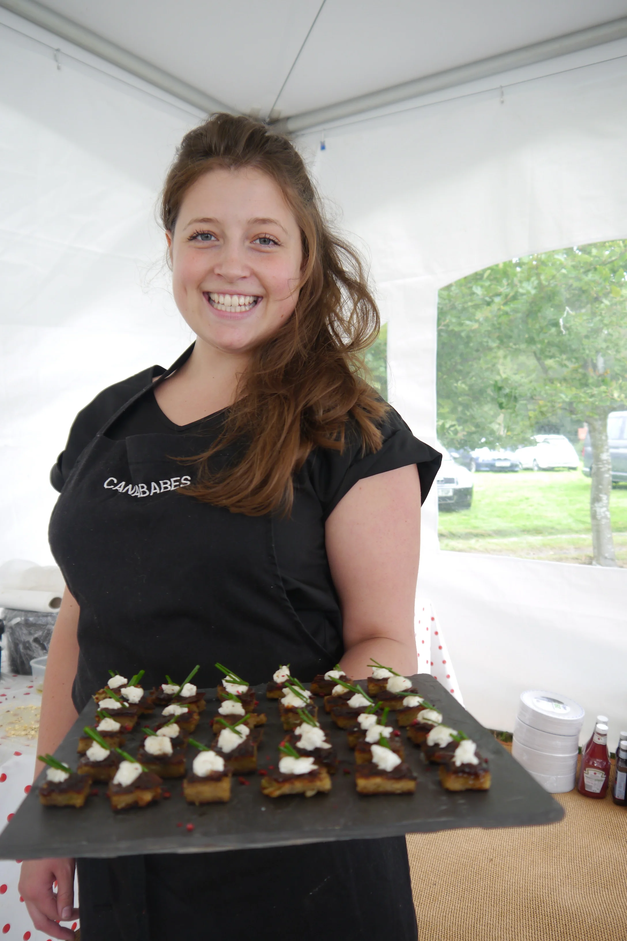Amber serving canapés 