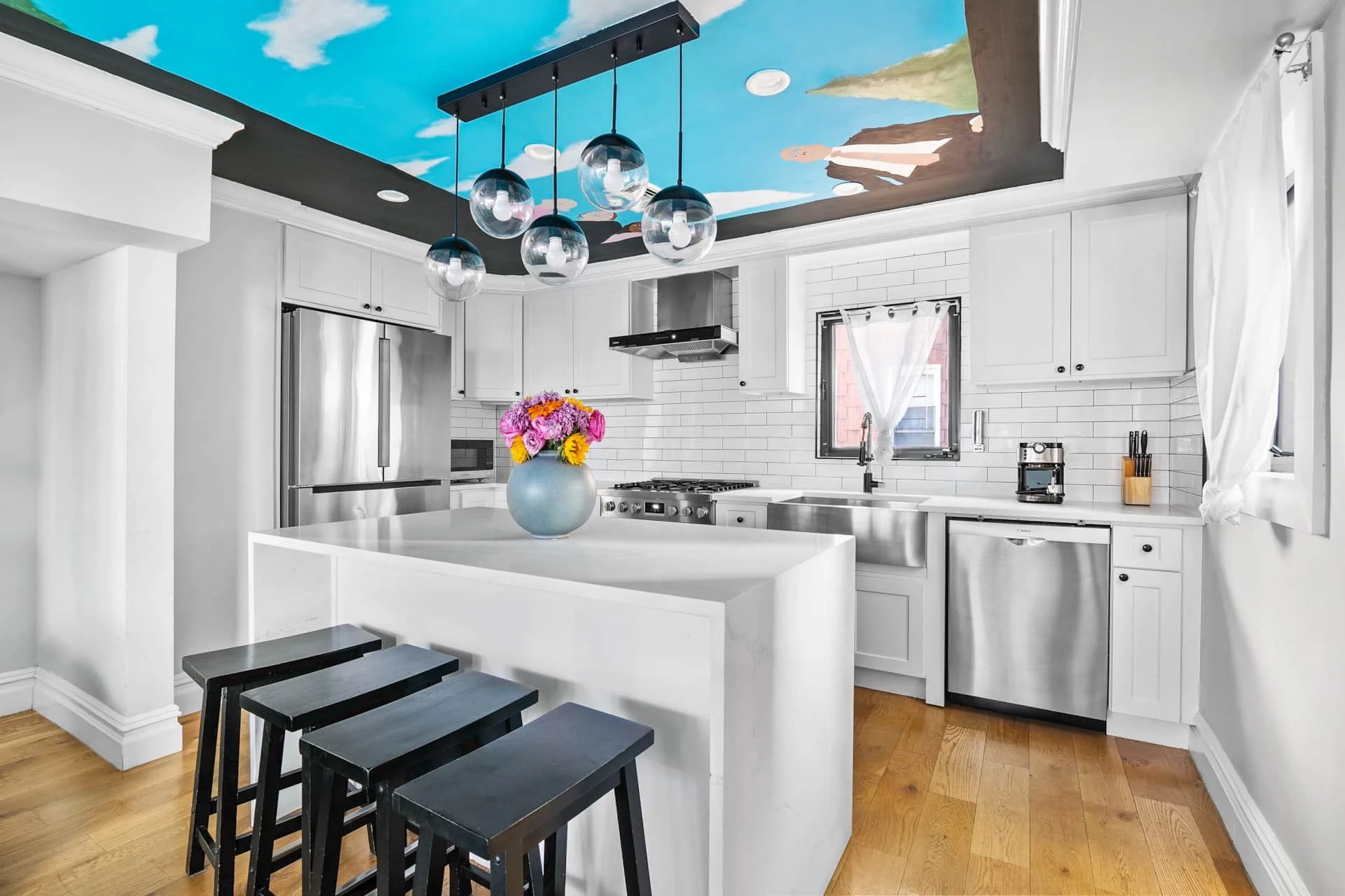 Sailor_moon_house_interior_ceiling_mural_Williamsburg_Brooklyn_Shaun_lee_NYC_Artist_5.JPG