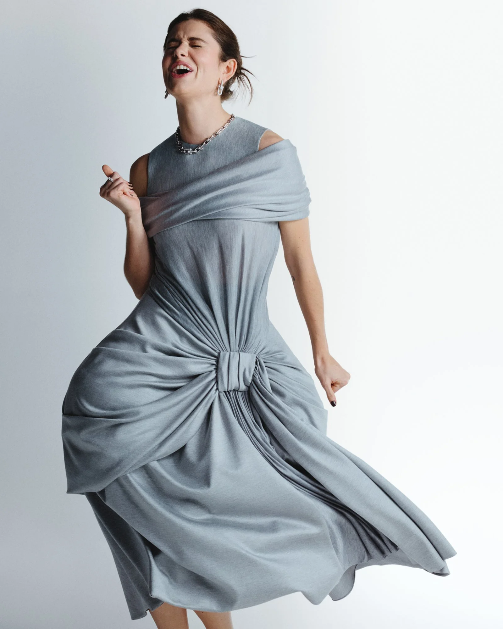 2928_IMAGINE_OM251217_ELLE UK 457_sRGB_F1.jpg