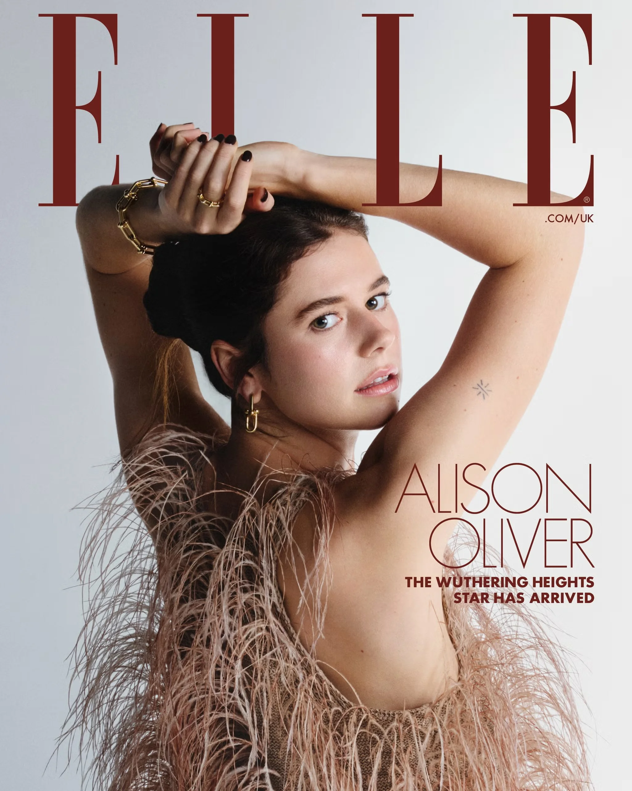 alison-oliver-elle-uk-digital-cover-69733f800dc74.jpg