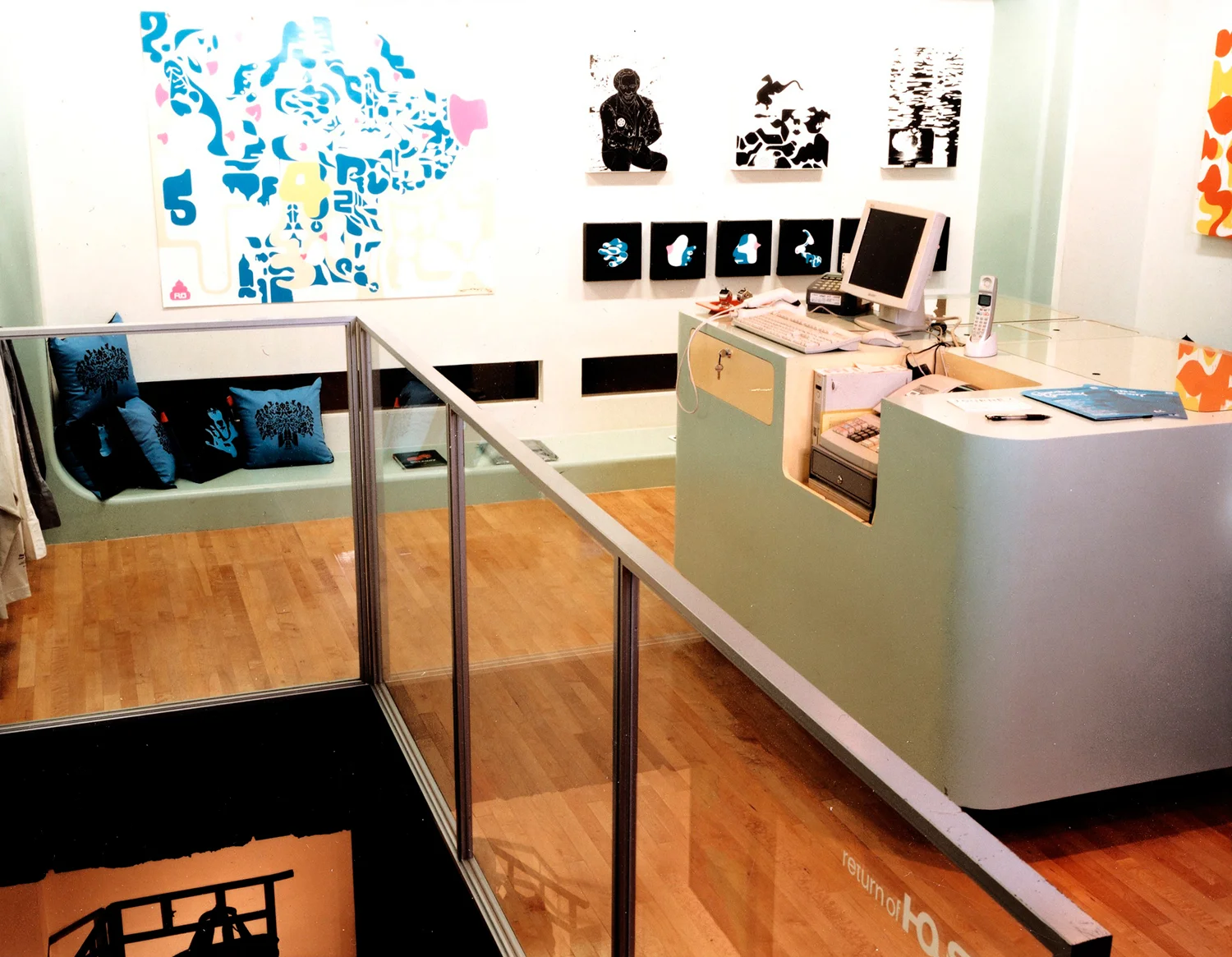 installation view, Graphysics A.W.T.C. Houston Gallery Tokyo, Japan, 2002 photo by Kai Regan