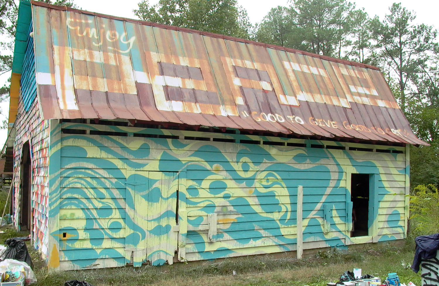  installation view,  Doghouse of Peace (redux)  Cameron, NC, 2003  with  Steve 'ESPO' Powers  