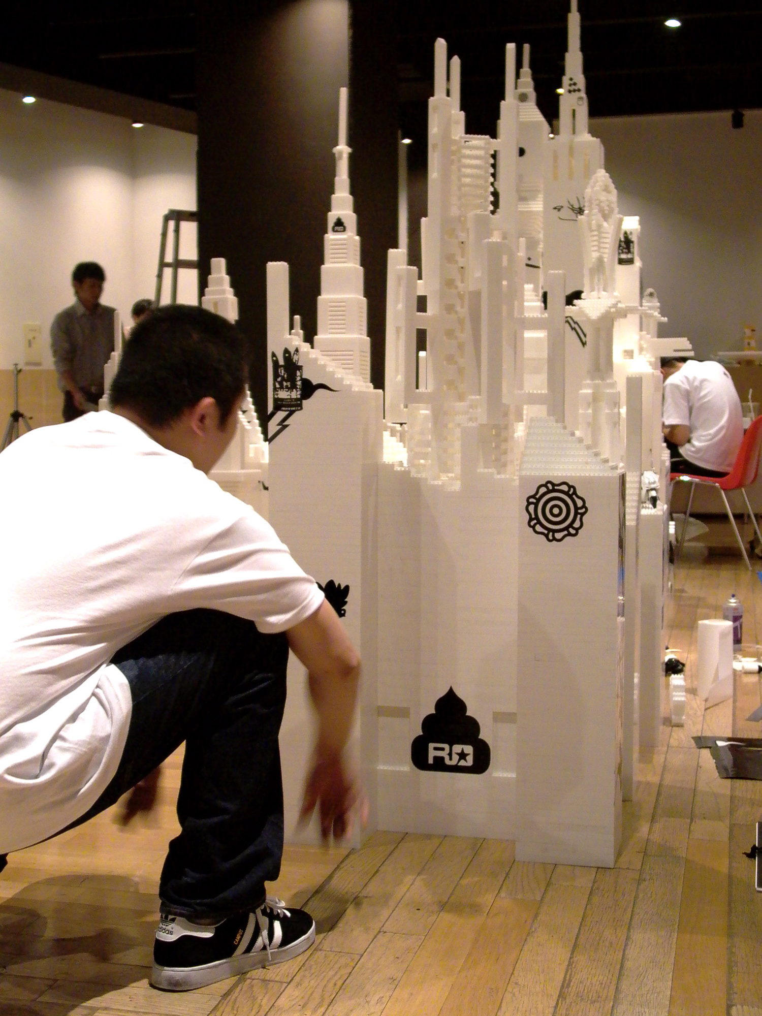 Installation view, Final Modification II Ex' Realm Gallery Omotesando, Japan, 2003 with artists José Parlá and Kami 