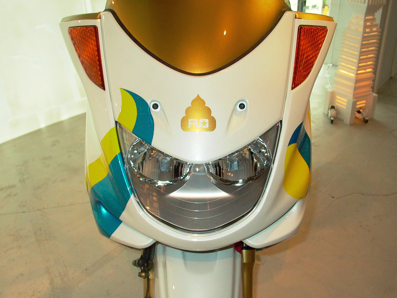  Bosozoku Superstar, 2003 special collaboration with Yamaha&nbsp; dimensions vary 