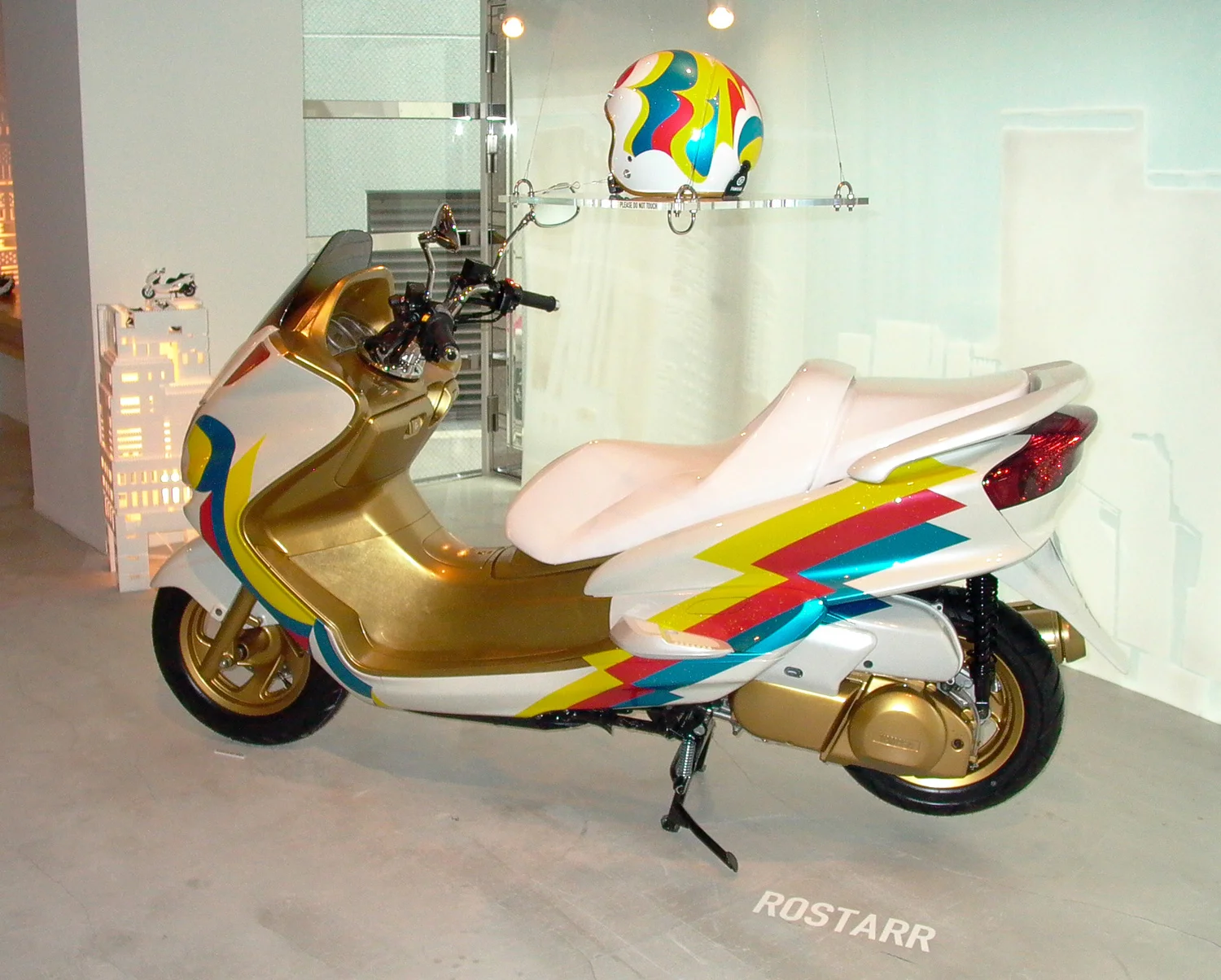 Bosozoku Superstar, 2003 special collaboration with Yamaha dimensions vary