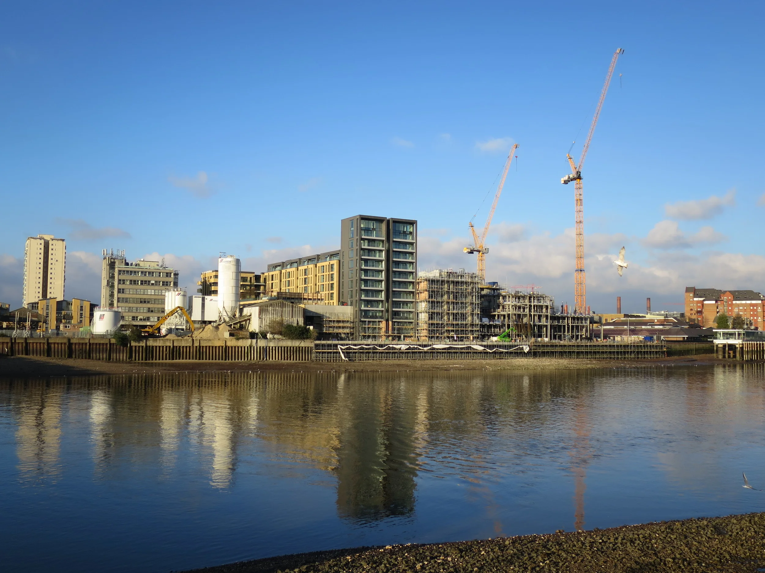 FULHAM WHARF in construction/November 2014