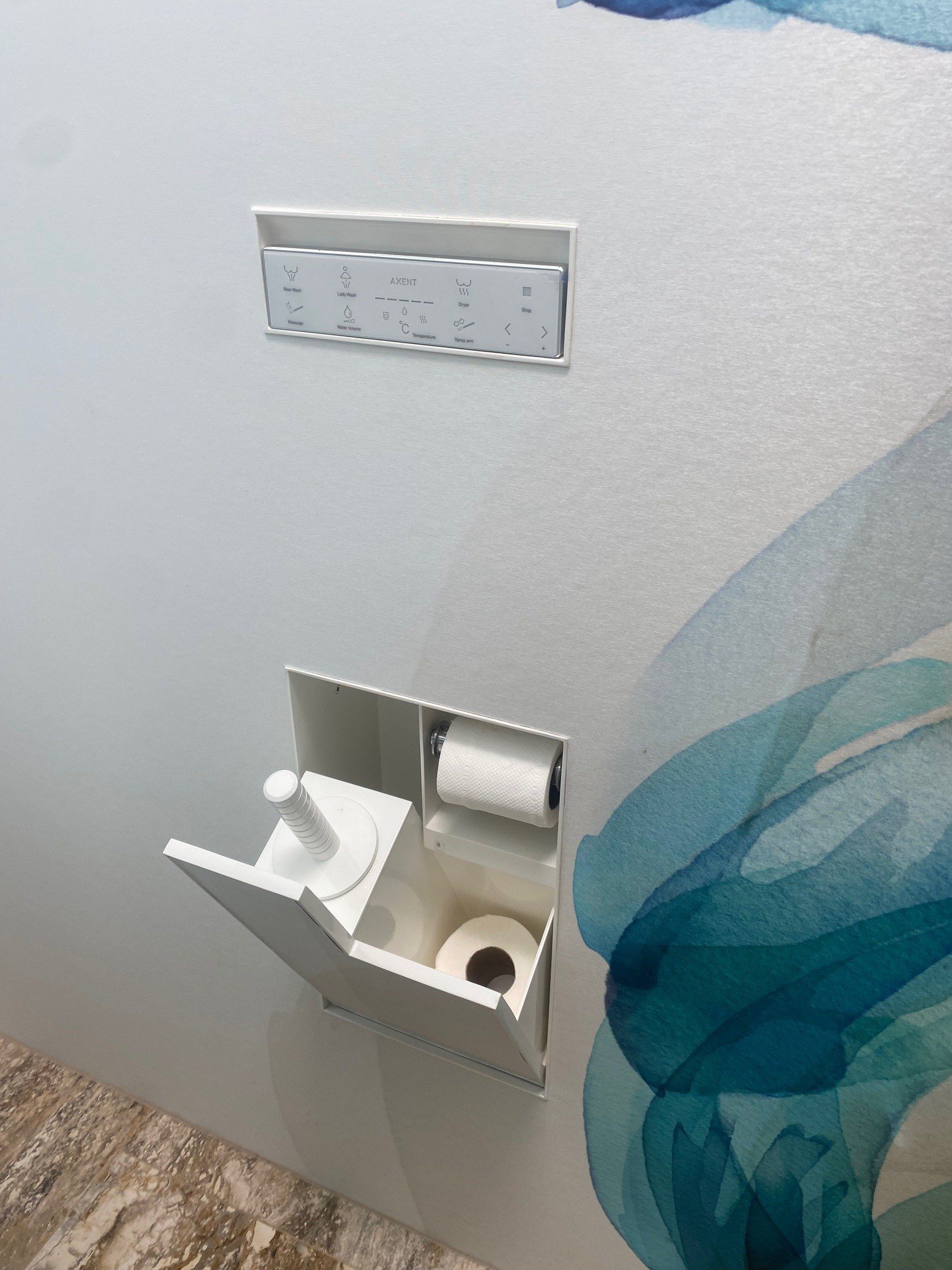 Toilet 2.jpg