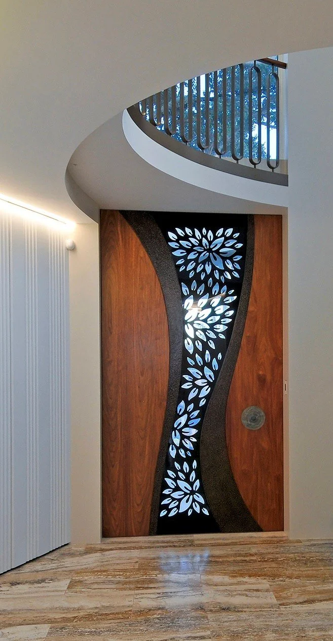Entrance door NS.jpg