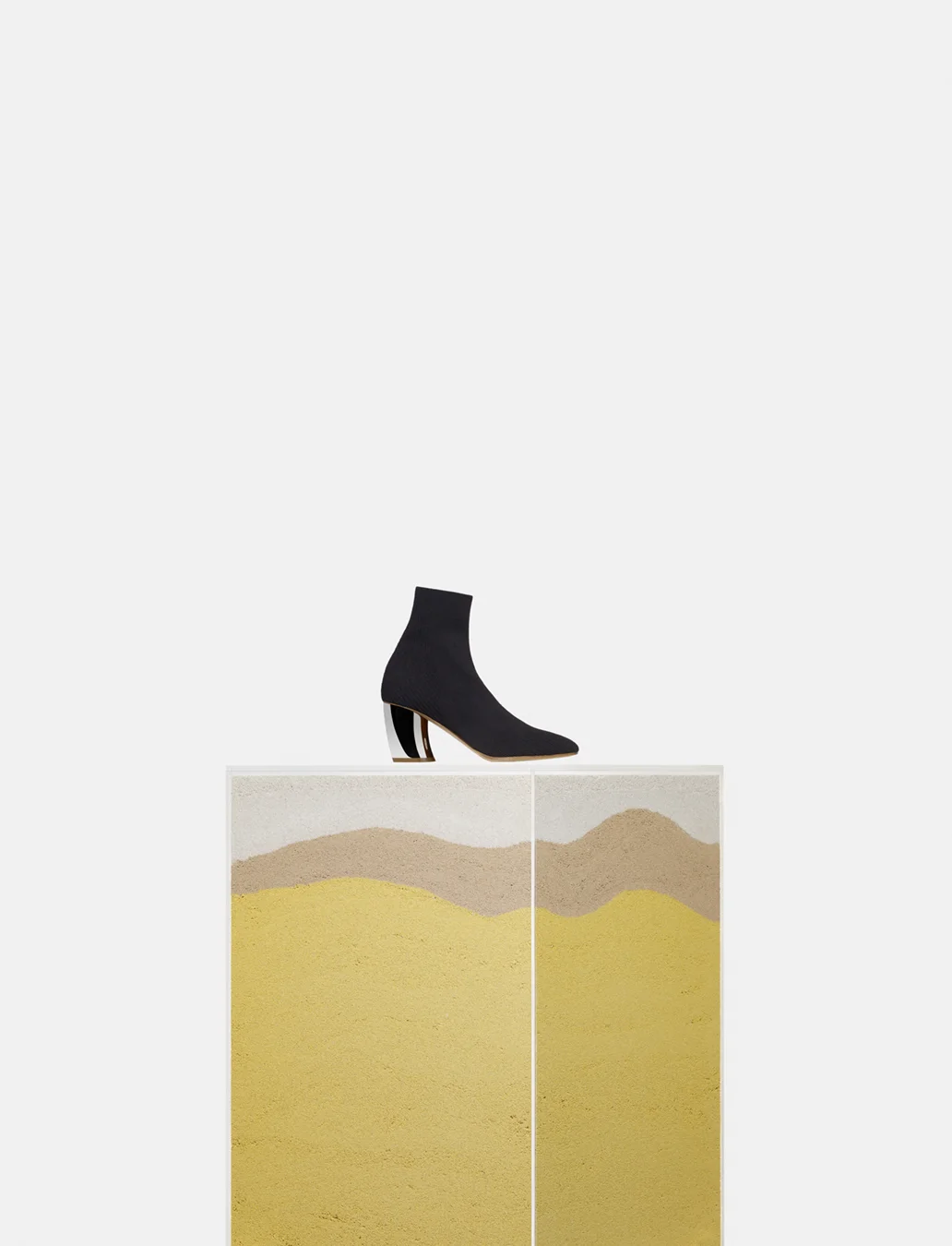 PHOTO: AARON CAMERON MUNTZ // PROENZA SCHOULER