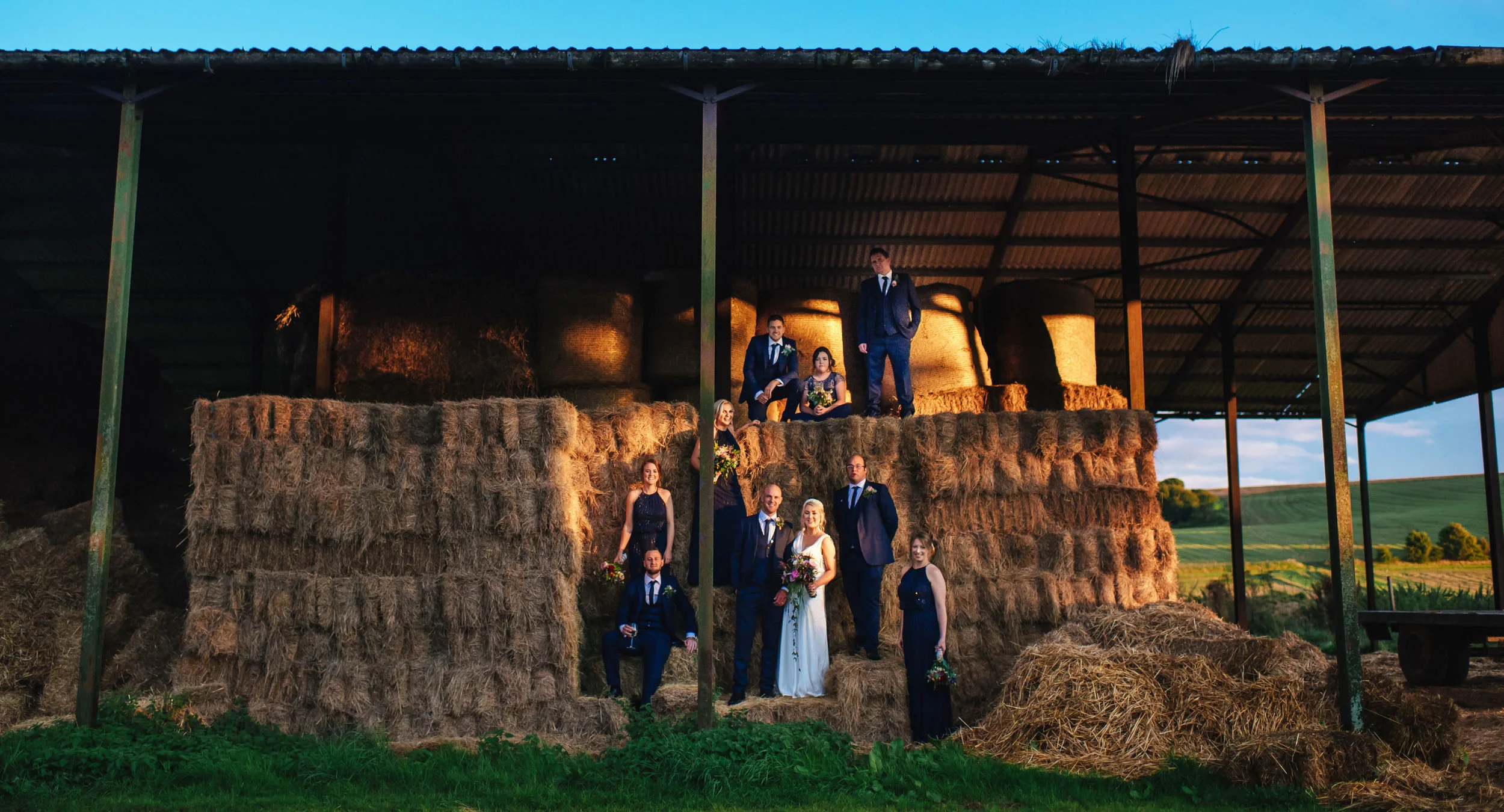 00_Rushall_manor_bridal_party.jpg