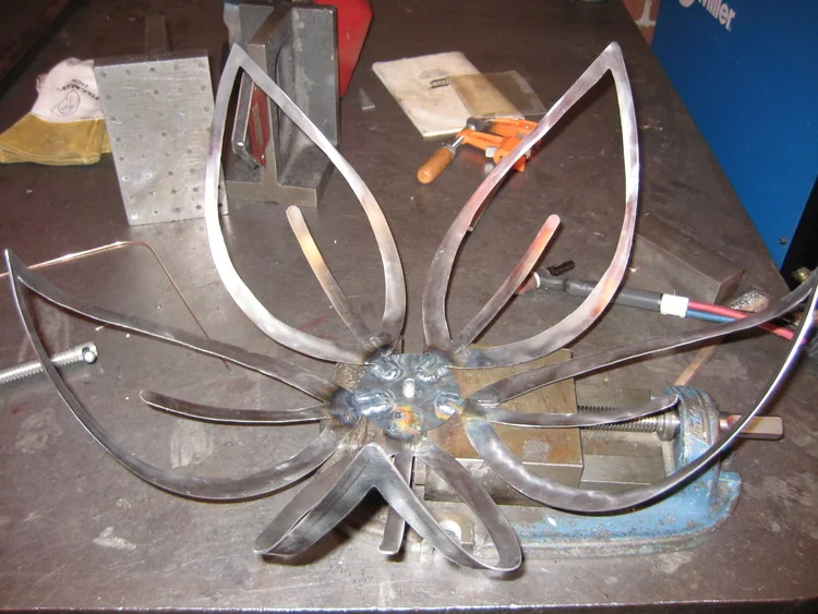 6 Shade Assembly.jpeg