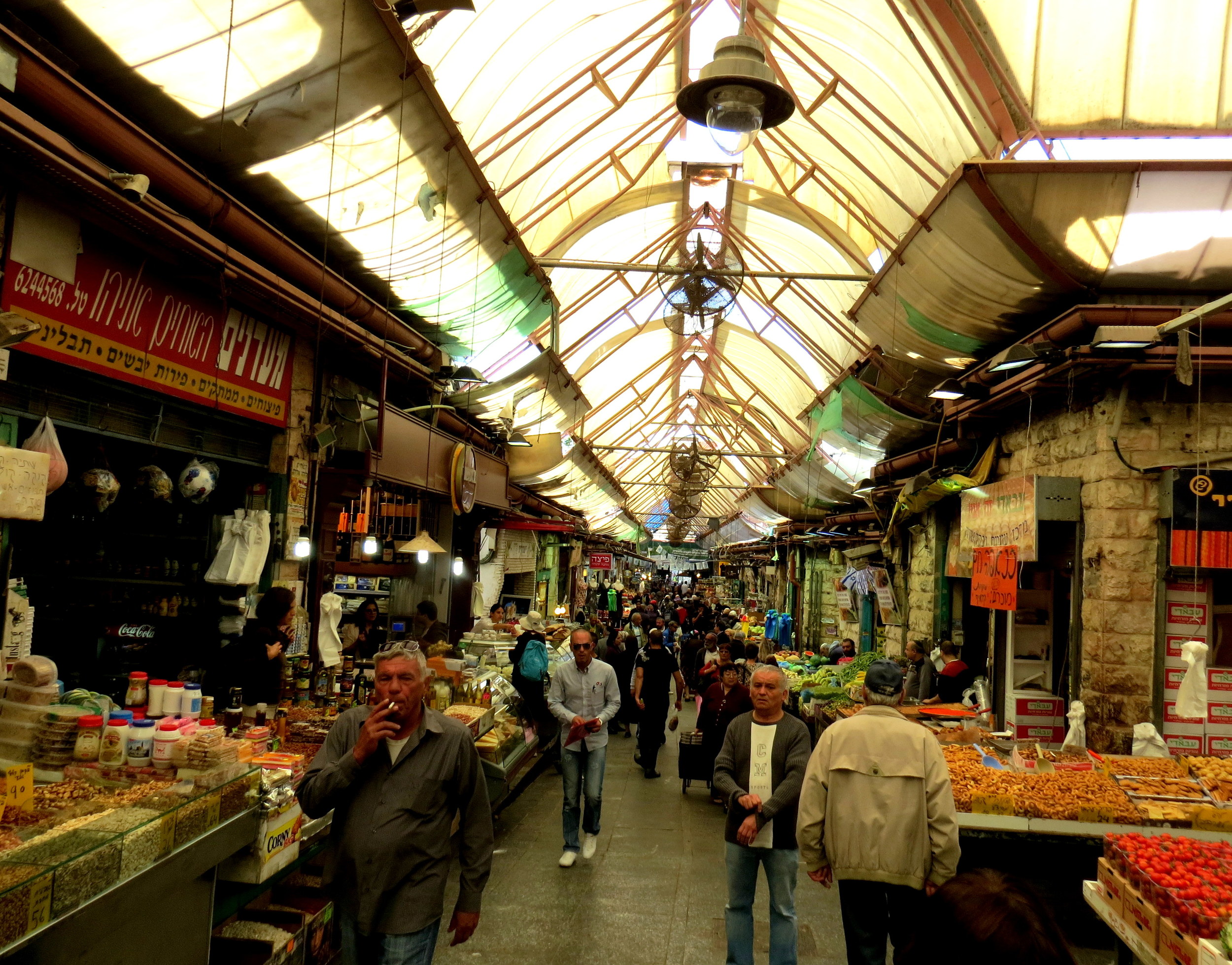 Rina has been shopping at this Jerusalem market for almost 70 years!