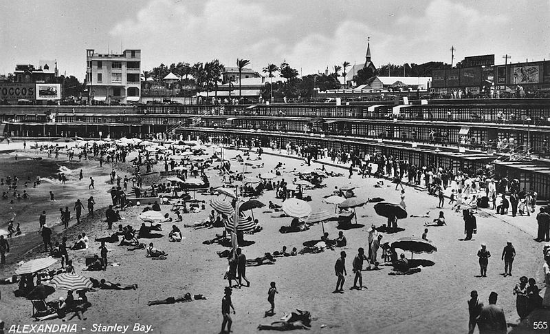 800px-041_1942_-_Stanley_Bay_beach_in_Alexandria,_Egypt.jpg