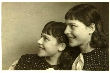 Which is which, who is who? Annetta and Stephanie. Or Stephanie and Annetta, Prague, 1930s.