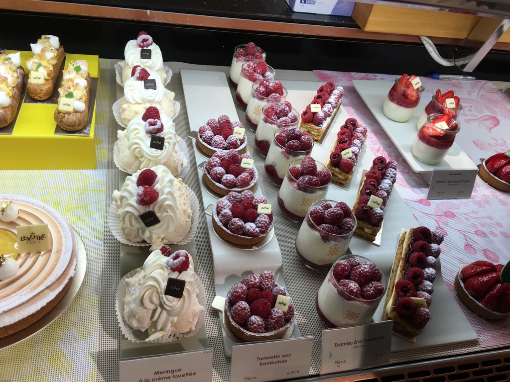 Amazing display – only in Paris would they stuff fresh raspberries with a berry sauce before placing them on a dainty afternoon tea cake!