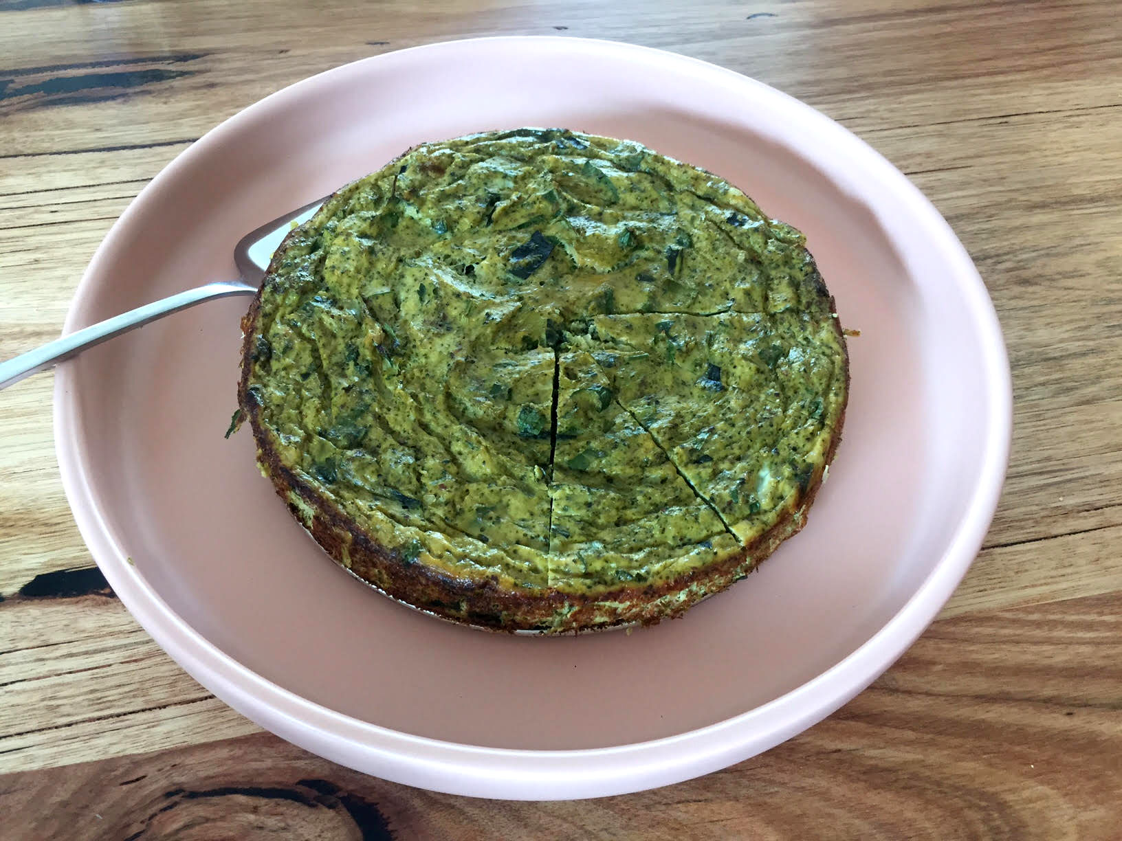 Kuku with broccoli and zucchini