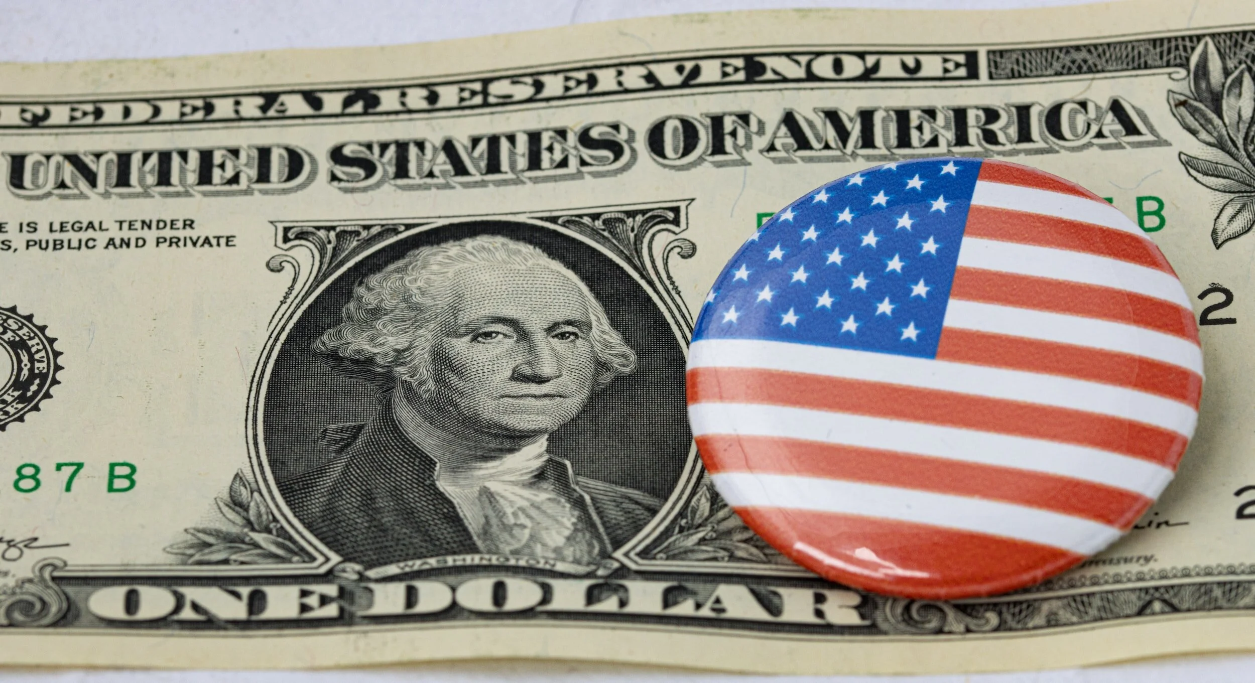 Relax, the Dollar is not Going to Collapse Anytime Soon!