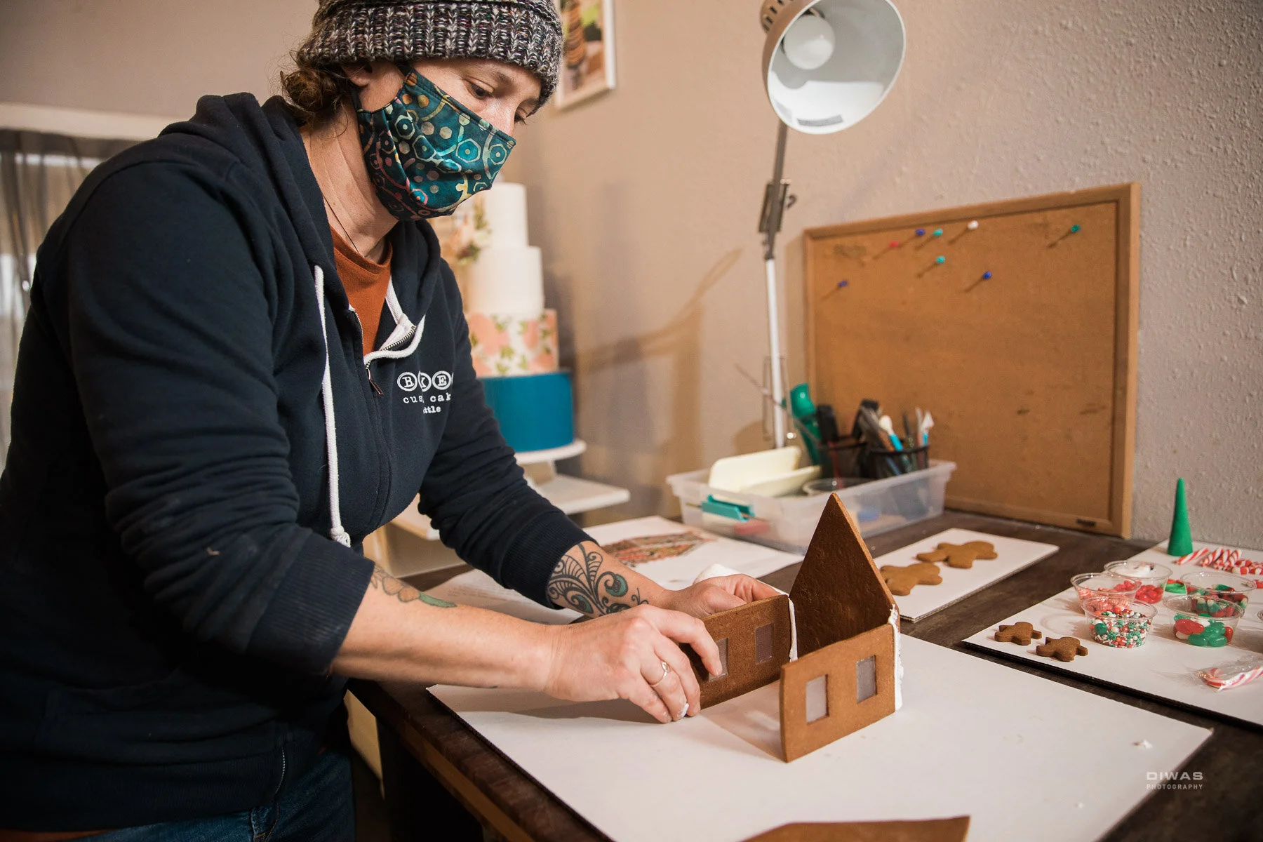 Custom Baked - Ginger Bread-6.JPG