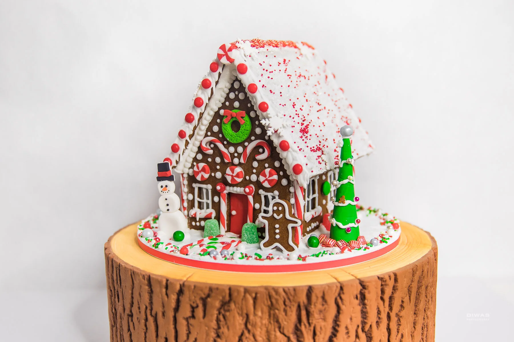 Custom Baked - Ginger Bread-35.JPG