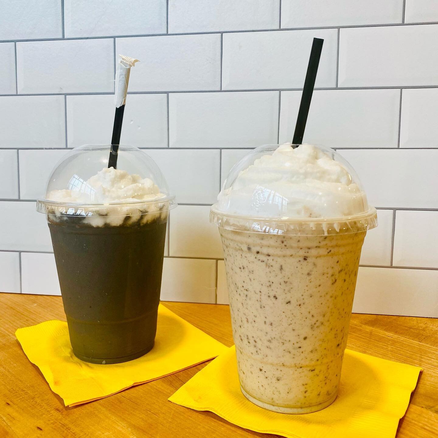 Vegan friends! We hear you loud and clear-vegan milkshakes are available at our window! Handmade with 100% coconut cream 🥥 🌴 

#veganicecream #vegan #icecream #veganicecreamatlanta #atlantaeats #handmade #local #atlanta