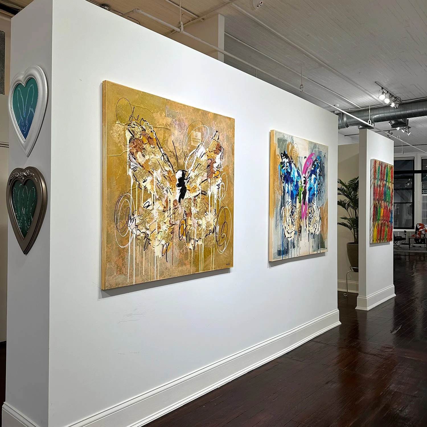 Ash Almonte-Installation(SQ)_4.jpg