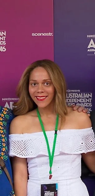 Raylyn at 2016 AIMAs
